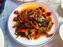 -忘忧草融合私房菜(红鼎国际店)