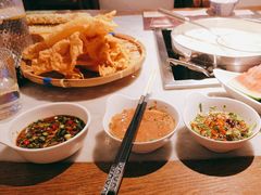 -尚尚仙·酸汤猪手·猪肚鸡火锅(华联万柳购物中心店)