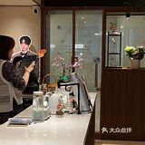 🌧️雨天躲进这写字楼里的咖啡店☕