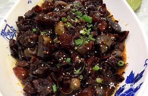 Spicy Ecological Snail with Chili