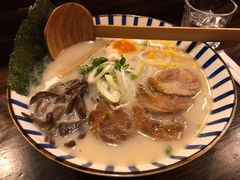 叉烧豚骨汤拉面-本格·深夜食堂(北理工店)