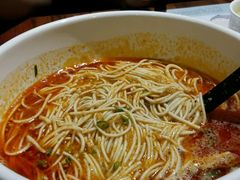 四川担担面-翡翠拉面小笼包(岭南新天地店)