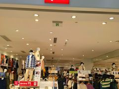 -优衣库(长春欧亚卖场店)