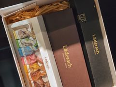 -Laderach 莱德拉(上海环贸iapm店)