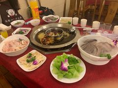 -山城年华老火锅(玉林店)