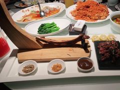 -江上荟·创意中国菜(绿地缤纷城店)
