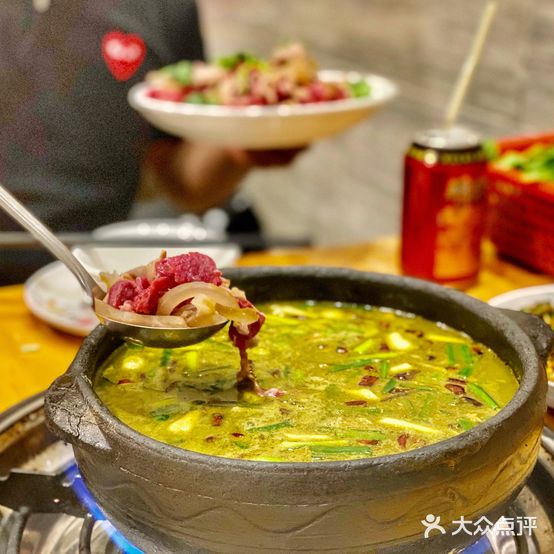 榕江牛瘪牛肉火锅(bie)