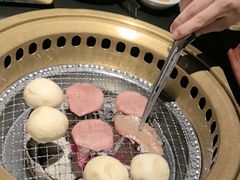 -山川小町·极番烧肉(新地假日广场店)