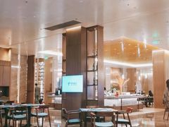 -大连星海皇冠假日酒店