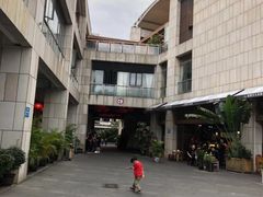 -海口骑楼小吃街