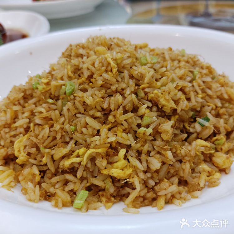 今天约了朋友们到中山坦洲的「海鮮佬餐厅」午餐