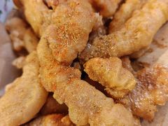 阿婆酥肉-爆炸头阿姨小四川正宗川味小吃(无任何分店)