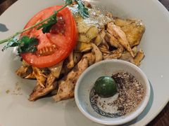 越式盐焗麻油鸡-大头虾越式风味餐厅(光明广场店)