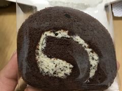 巧克力奥利奥卷卷-花花卷卷·鲜食蛋糕(静安久光百货店)