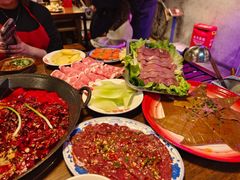 -萍姐火锅·公路夜市(武汉首店)