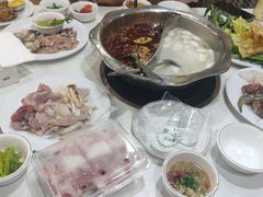 -尚品海鲜肥牛自助火锅(湖明店)