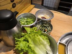 餐前小菜-姜虎东白丁烤肉(虹桥天地店)