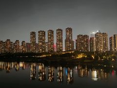 -南京眼步行桥