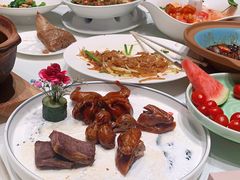 -云庭汇·粤菜海鲜(东盟盛天地店)