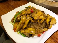 -滇香肴·云南菜蒸汽石锅鱼(云南北路店)
