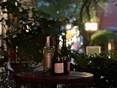 -SISTERS BAR RESTAURANT川意酒馆(嘉善老市H楼店)