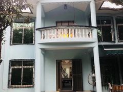 -蓝房子轰趴俱乐部(天鹅湖假日山庄别墅店)