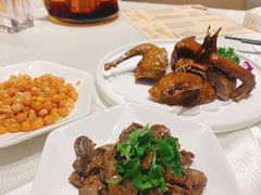 红烧乳鸽-光明招待所(邦凯科技园店)