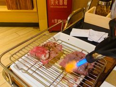 生牛肉火炙寿司-舞漁日料美人胶原锅(陆家嘴中心店)