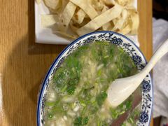 -八百里牛肉汤(盖饭·锅贴·万象城店)