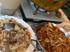 -满格嗦新疆椒麻鸡火锅.炒米粉(川大江安校区店)