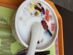 -海口骑楼小吃街