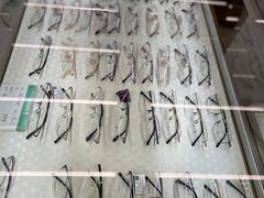 -明月眼镜(三坝店)