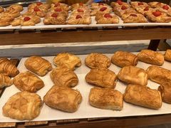 -筠咖啡西餐厅(上海国展宝龙丽筠酒店)