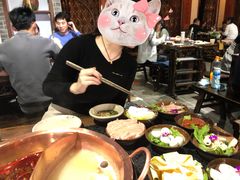 -重庆袁老四火锅(兖州九州新天地店)