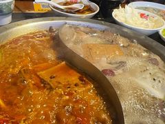 -沸炉重庆老火锅(军事博物馆店)