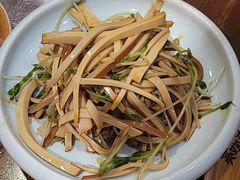 -亮欢寨酸汤鱼(沙冲路店)