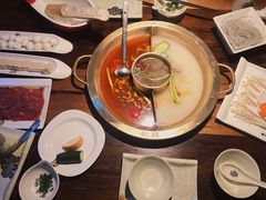 -巴邑火锅·夜宵(港隆广场店)