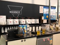 自助取餐区-Manner Coffee(芮欧百货店)