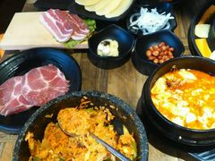 -哈哈碳都·牛肋条无限自助烤肉(台江万达店)