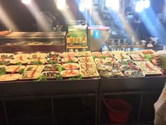 -六合夜市