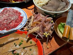 -周小明火锅(黑金冠社区店)