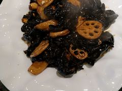 -大宝全猪馆(南京路店)