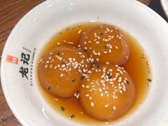 老长沙糖油粑粑-湘人龙记老长沙米粉(鸟巢店)