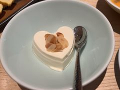 杏仁豆腐-Tuna maki寿司(苏州万象天地店)