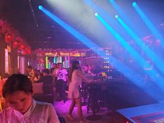 -喜鹊音乐酒馆(西街店)