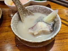 -滇香肴·云南菜蒸汽石锅鱼(云南北路店)