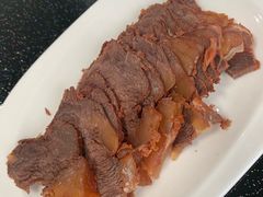 五香牛肉-七的湖·晚芳亭·阳澄湖农家菜·大闸蟹(莲花岛店)