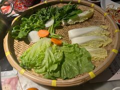 -尚尚仙·酸汤猪手·猪肚鸡火锅(华联万柳购物中心店)