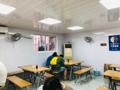 -荣巷小馄饨(荣巷店)