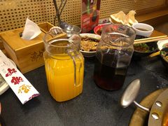 -沸炉重庆老火锅(军事博物馆店)